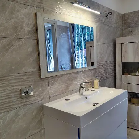 Locazione Turistica Mera Villa *